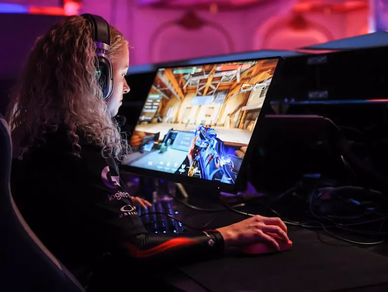 valorant-valor-fireplaces-gaming-comfort-revolution-image-1